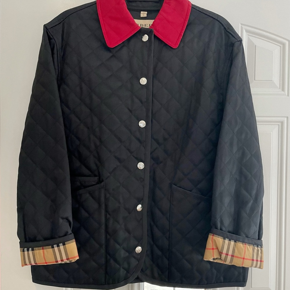 Burberry jacket Large like new